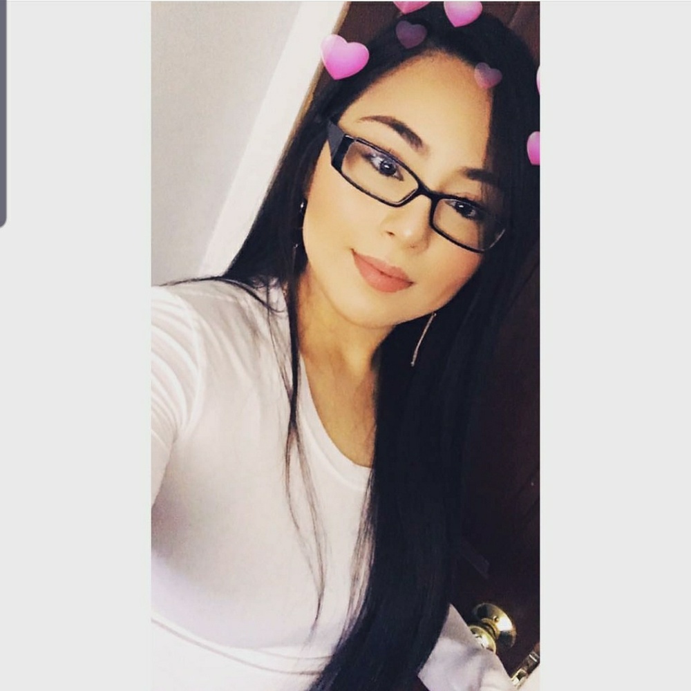 Meet your Posher, Gabriela